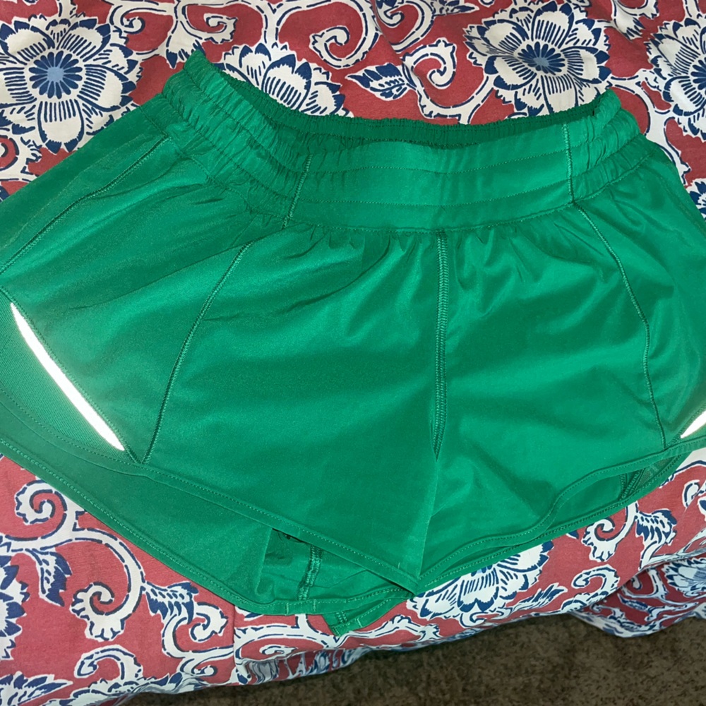 Green Hotty Hots 2.5 inch Size 6